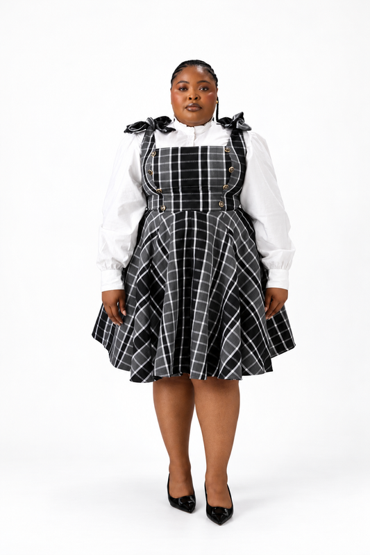 Yette Pinafore