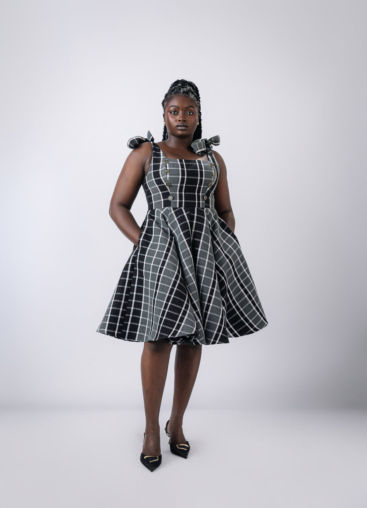 Yette Pinafore