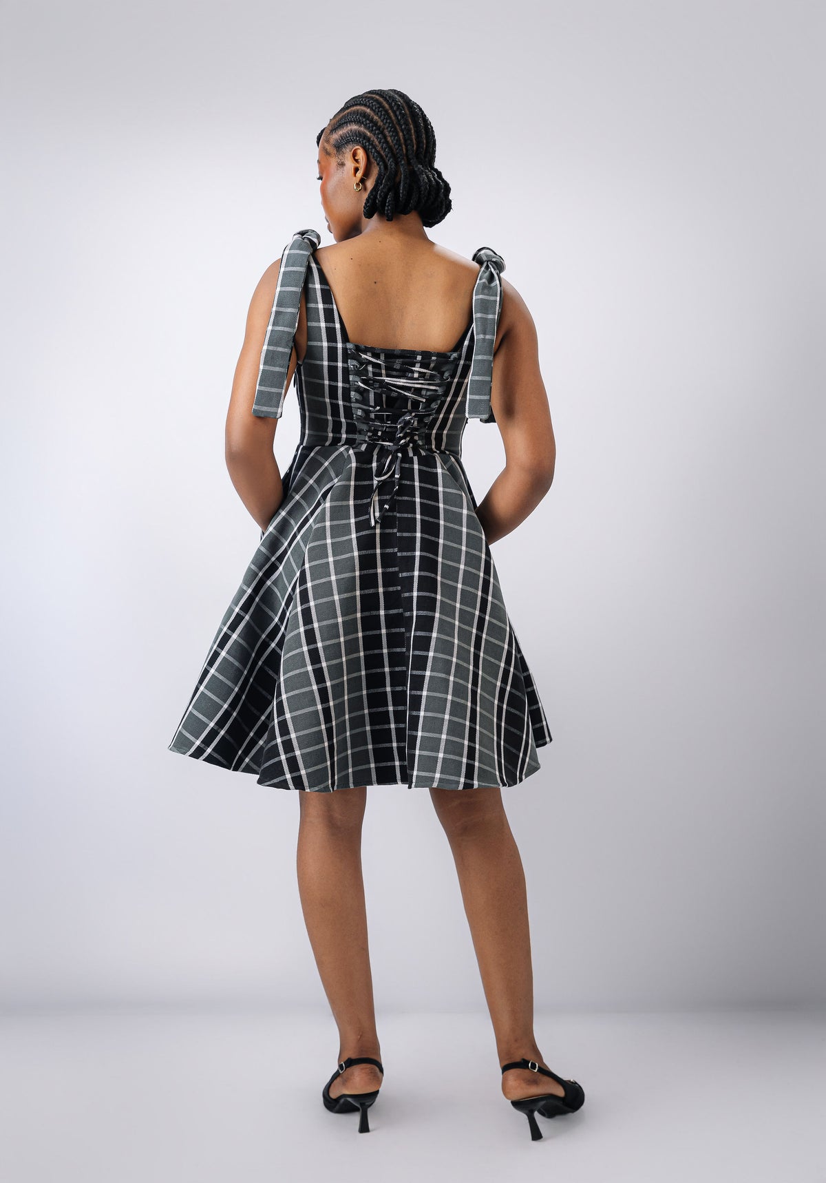 Yette Pinafore