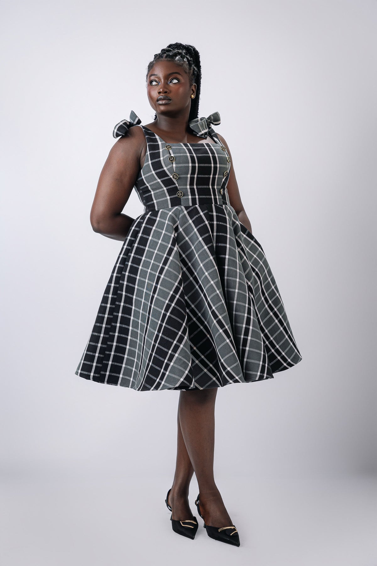 Yette Pinafore