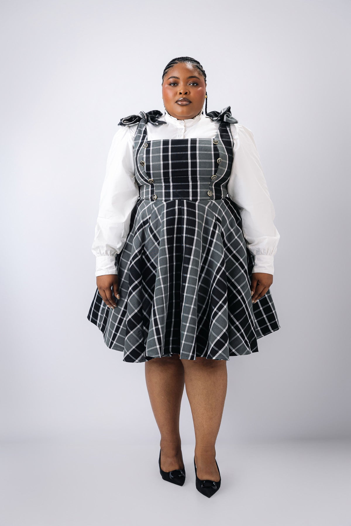 Yette Pinafore